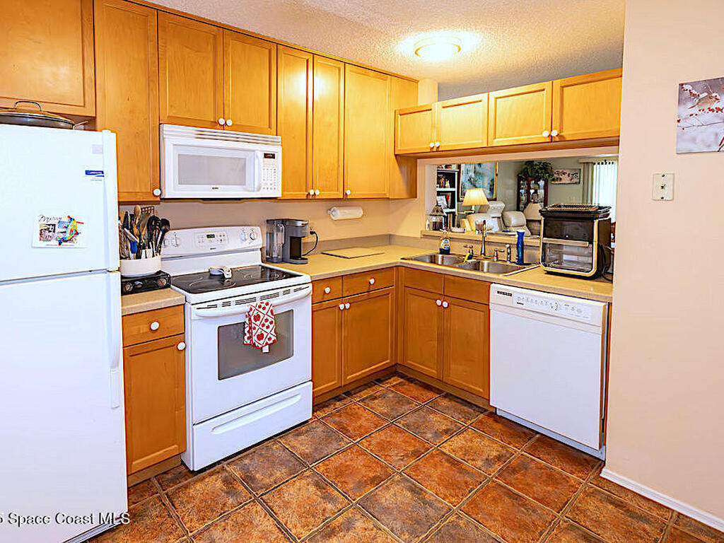 5740 Marina Drive, Sebastian, FL 32958