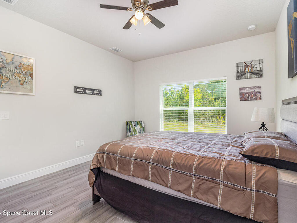 431 Bridgeport Avenue, Palm Bay, FL 32907