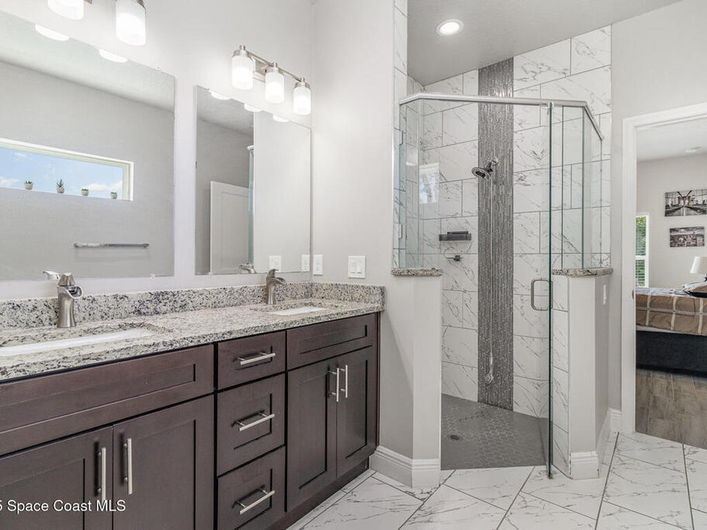 431 Bridgeport Avenue, Palm Bay, FL 32907