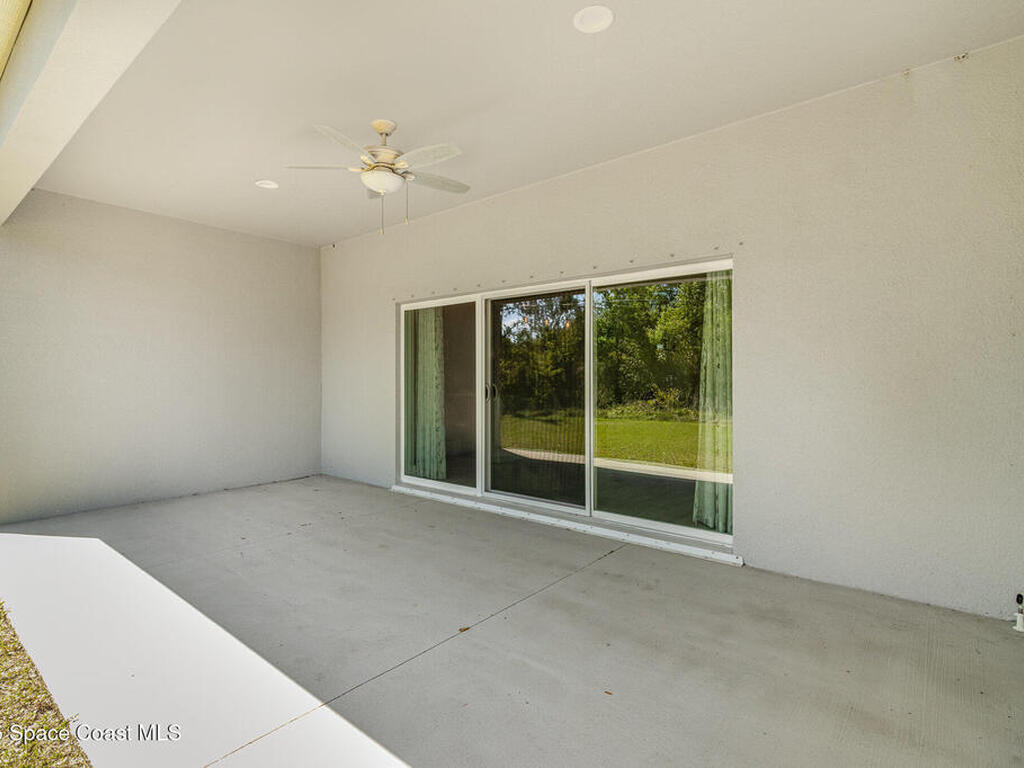 431 Bridgeport Avenue, Palm Bay, FL 32907