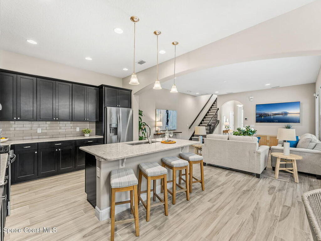 6784 Vista Hermosa Drive, Melbourne, FL 32940