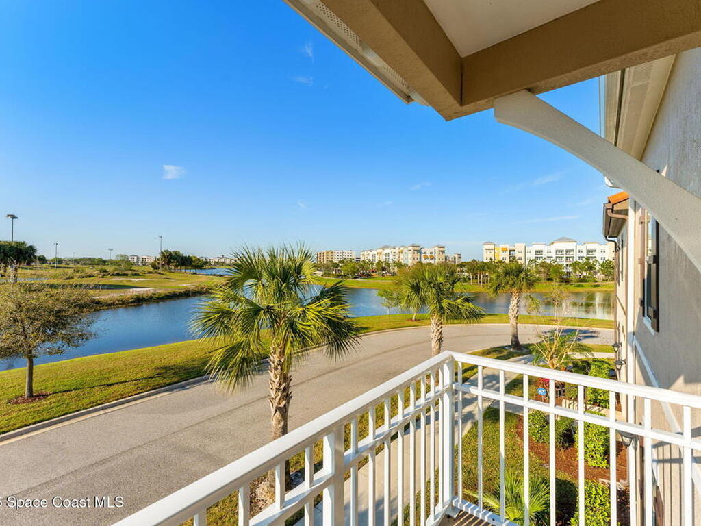 6784 Vista Hermosa Drive, Melbourne, FL 32940