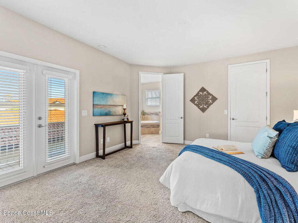 6784 Vista Hermosa Drive, Melbourne, FL 32940