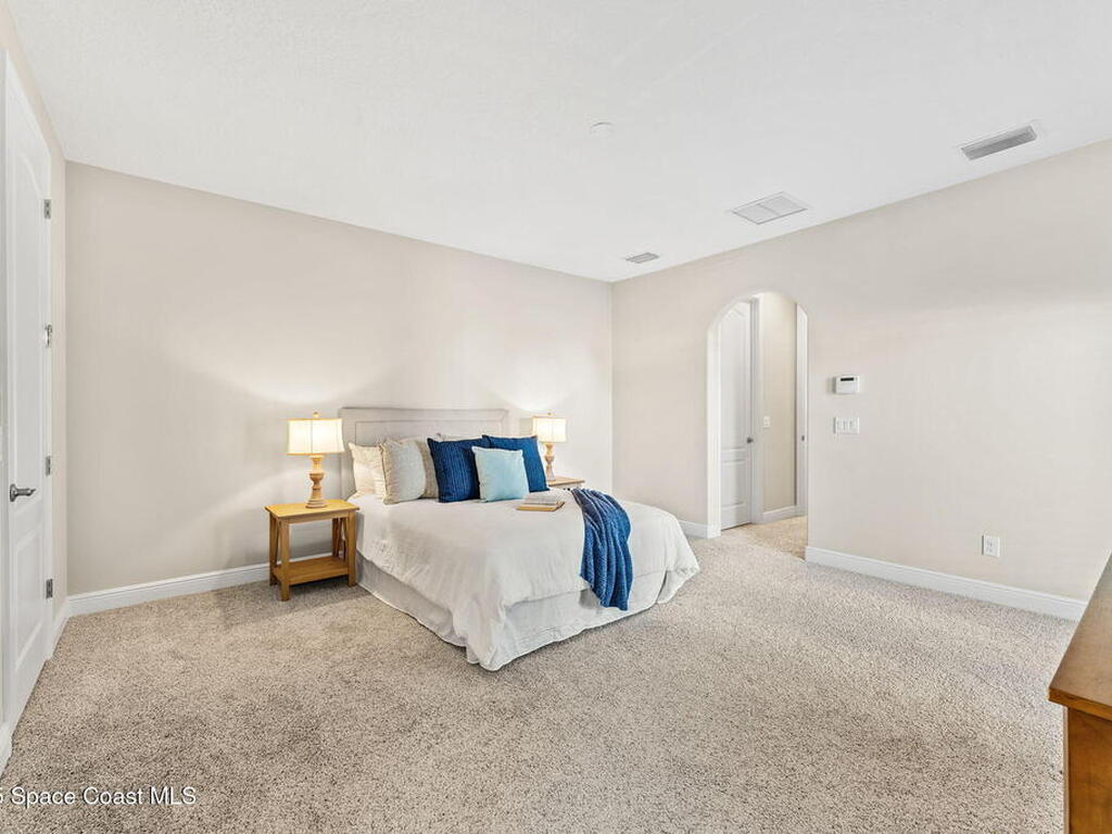 6784 Vista Hermosa Drive, Melbourne, FL 32940