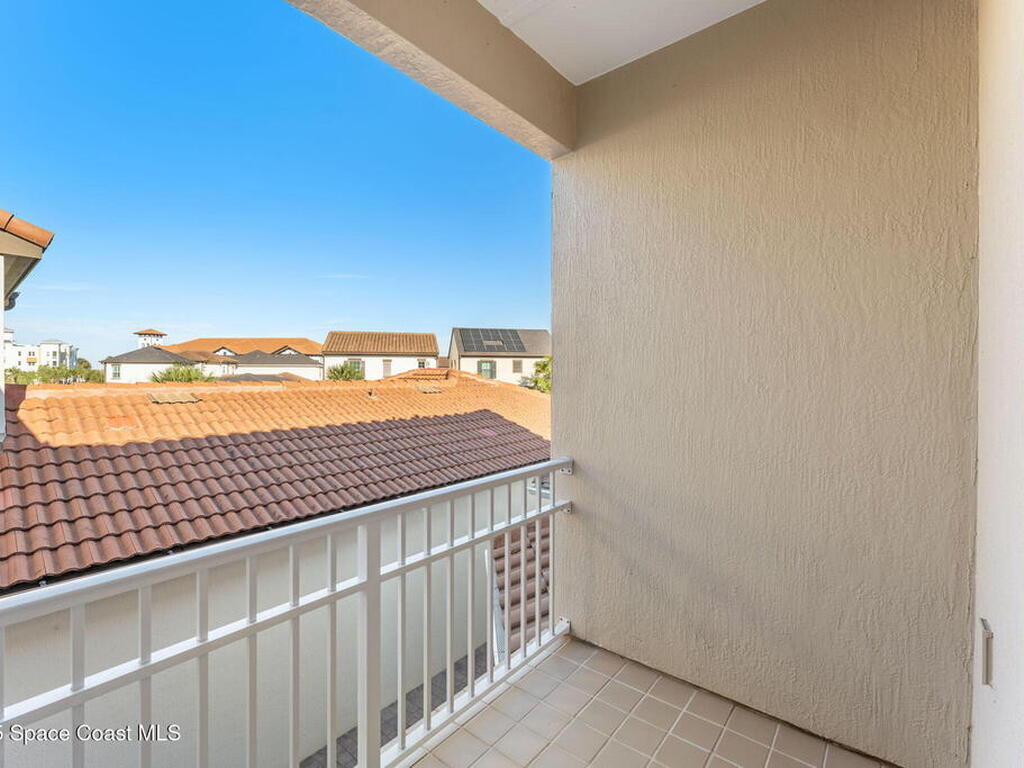 6784 Vista Hermosa Drive, Melbourne, FL 32940
