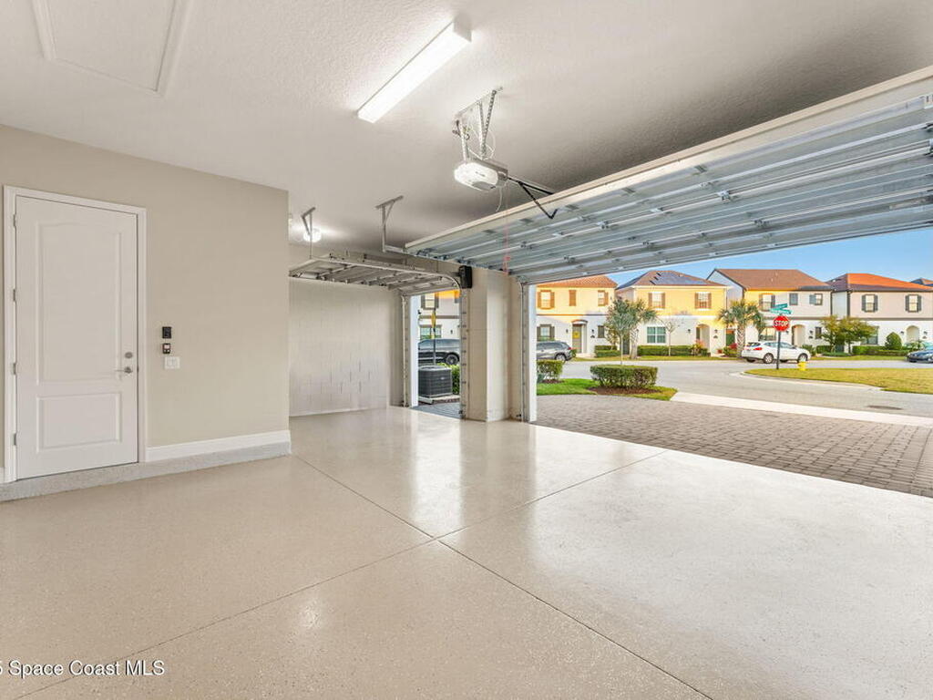 6784 Vista Hermosa Drive, Melbourne, FL 32940