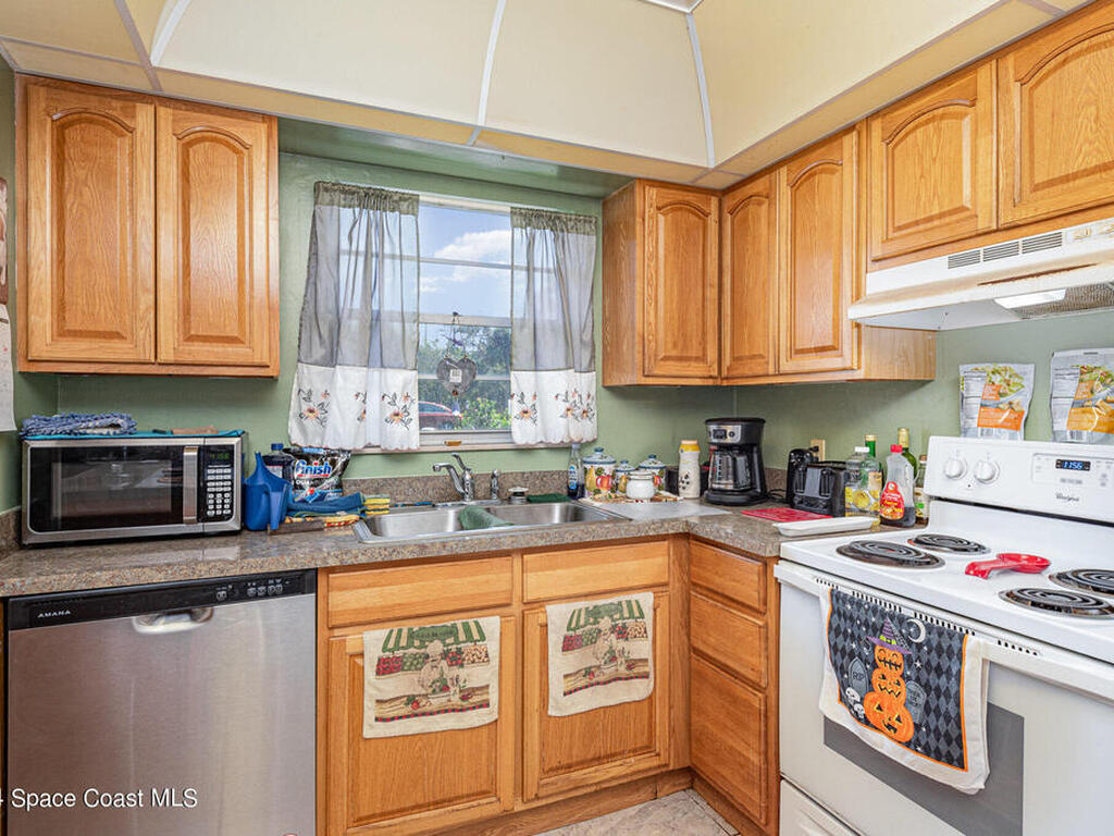 6500 Falcon Way, Cape Canaveral, FL 32920