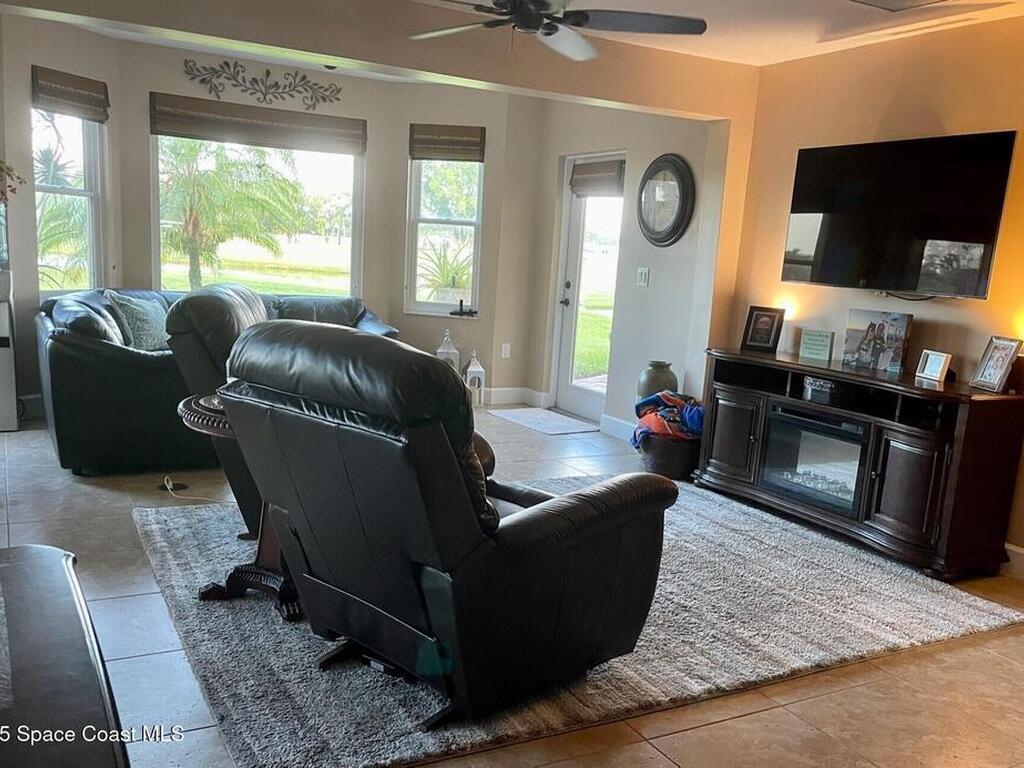 643 Woodbridge Drive, Suntree, FL 32940