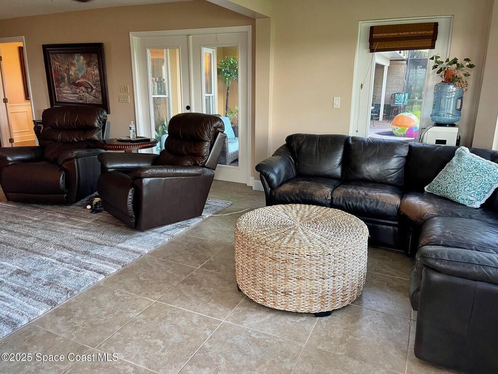 643 Woodbridge Drive, Suntree, FL 32940