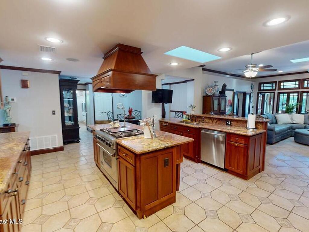 275 Bonita Drive, Merritt Island, FL 32952