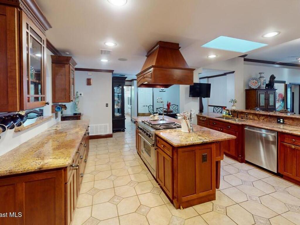 275 Bonita Drive, Merritt Island, FL 32952