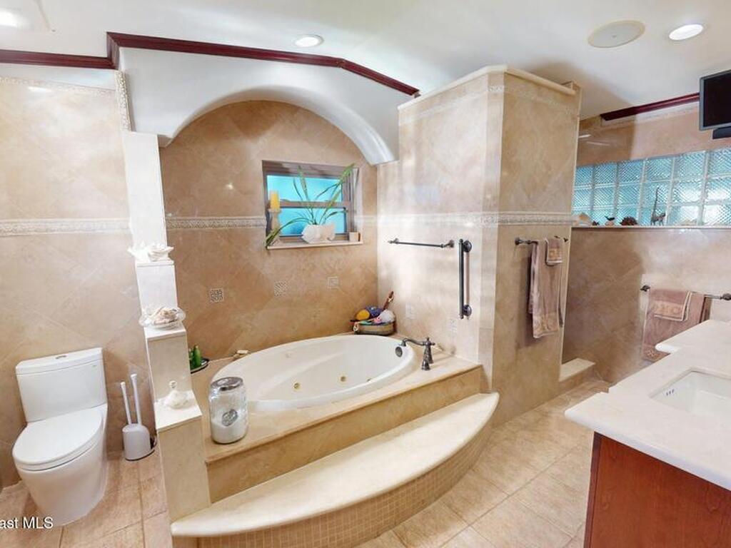 275 Bonita Drive, Merritt Island, FL 32952