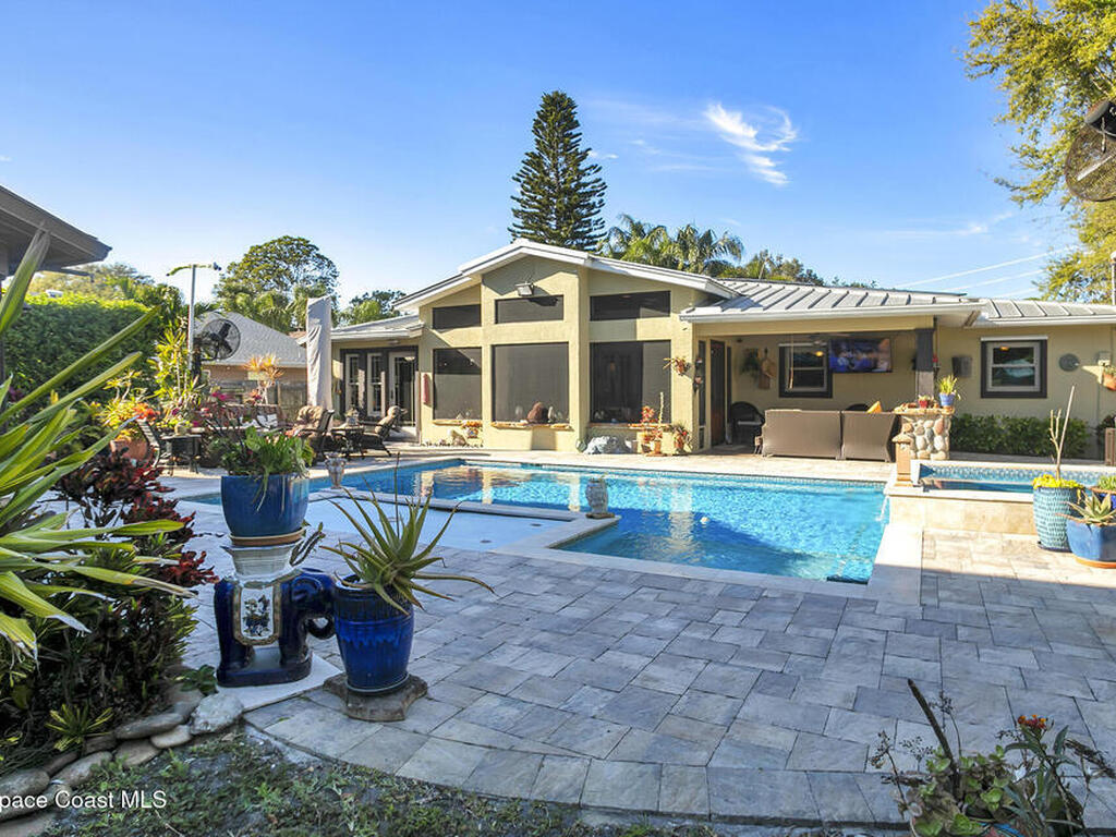 275 Bonita Drive, Merritt Island, FL 32952