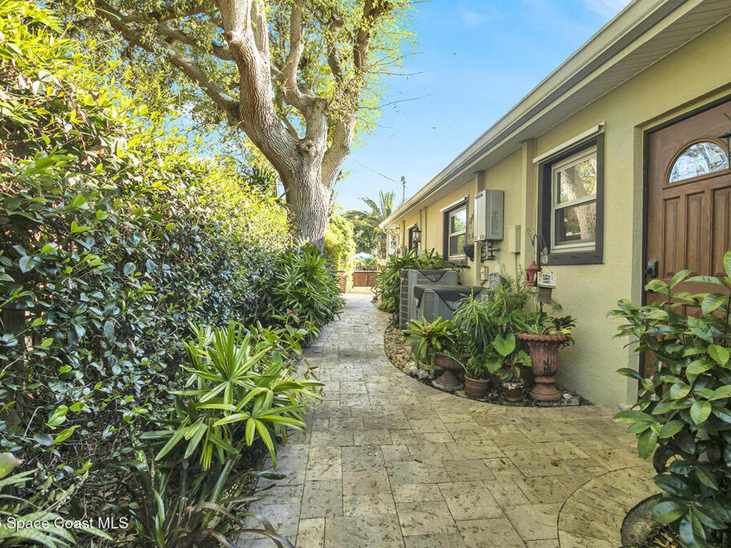 275 Bonita Drive, Merritt Island, FL 32952