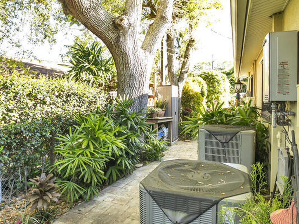 275 Bonita Drive, Merritt Island, FL 32952
