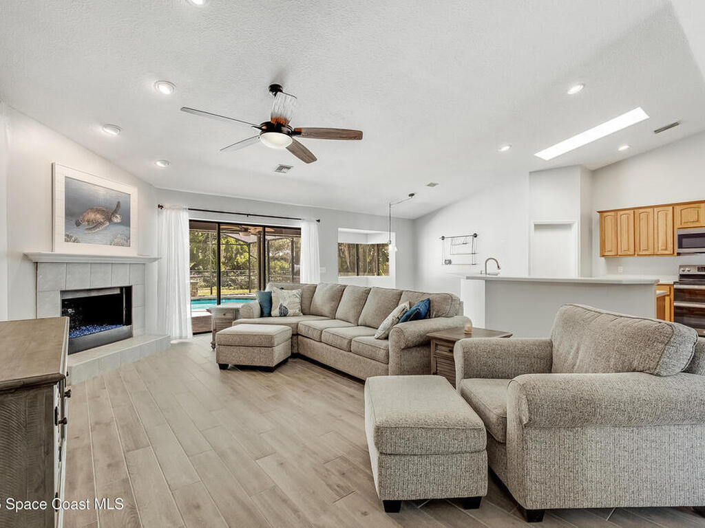 1016 Newfound Harbor Drive, Merritt Island, FL 32952