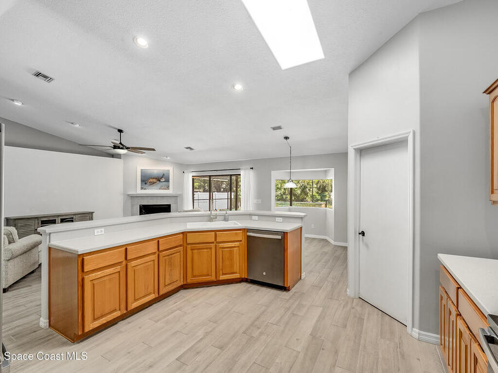 1016 Newfound Harbor Drive, Merritt Island, FL 32952