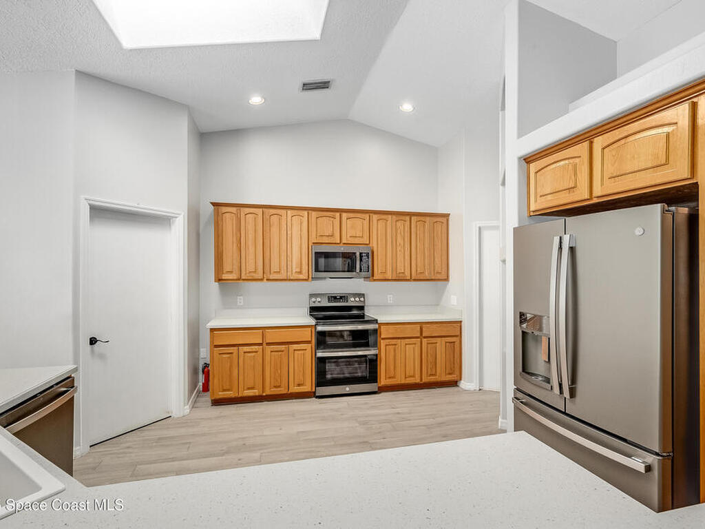 1016 Newfound Harbor Drive, Merritt Island, FL 32952