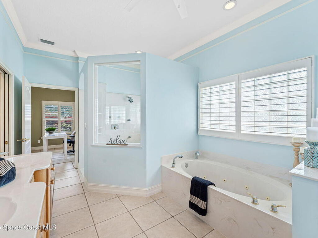 2942 Heritage Circle, Merritt Island, FL 32952
