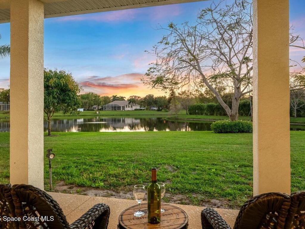 2942 Heritage Circle, Merritt Island, FL 32952