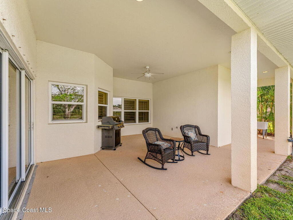 2942 Heritage Circle, Merritt Island, FL 32952