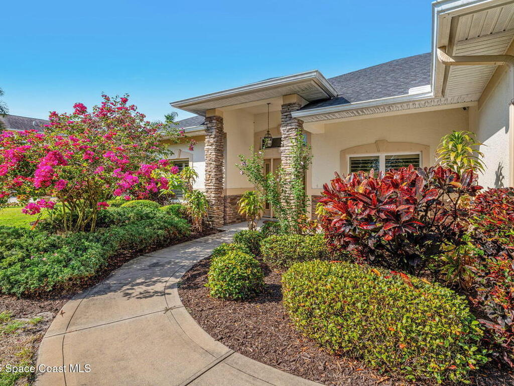 2942 Heritage Circle, Merritt Island, FL 32952
