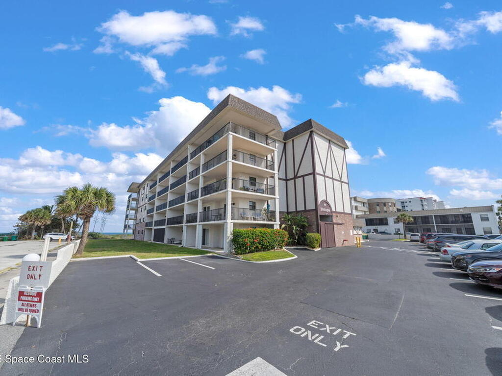 383 N Atlantic Avenue, Cocoa Beach, FL 32931