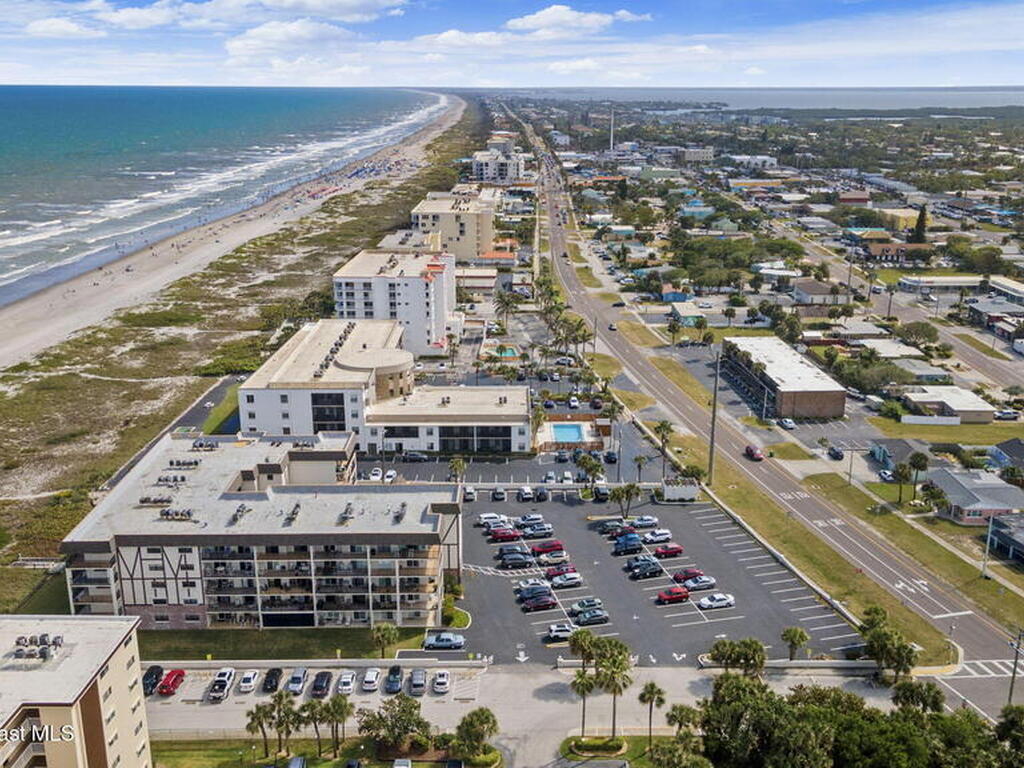 383 N Atlantic Avenue, Cocoa Beach, FL 32931