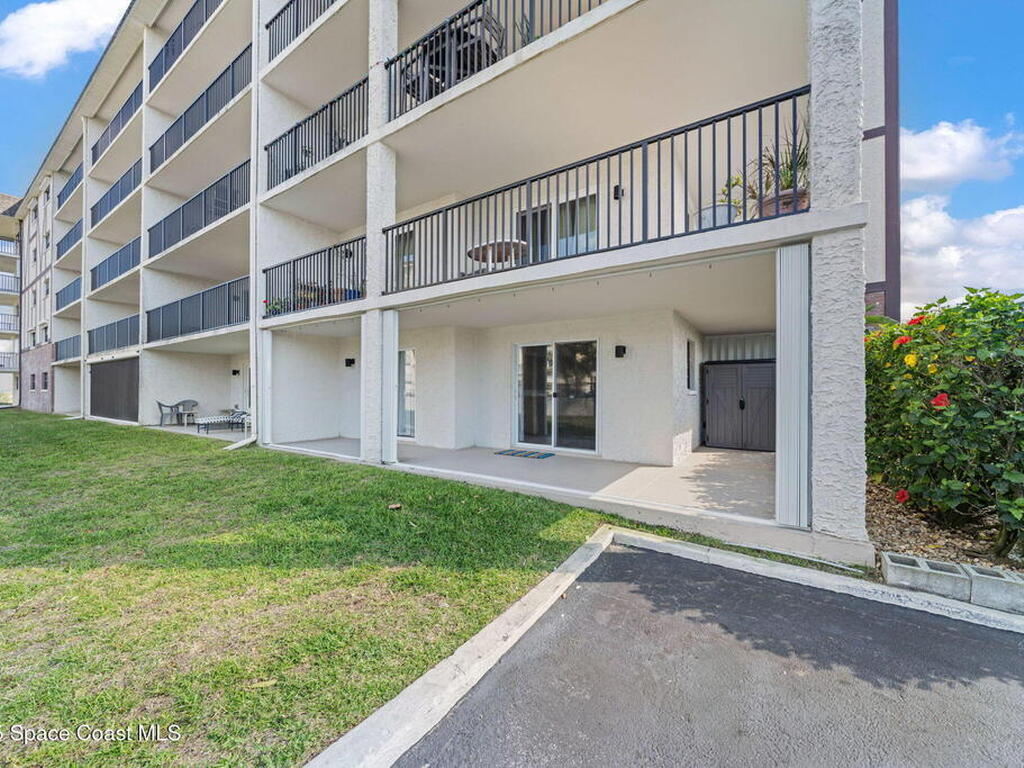 383 N Atlantic Avenue, Cocoa Beach, FL 32931