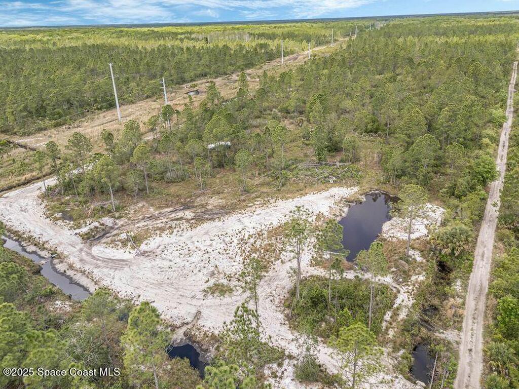 5620 Merritt Street, Mims, FL 32754