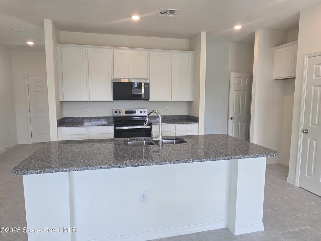 530 Breakwater Street, Palm Bay, FL 32909