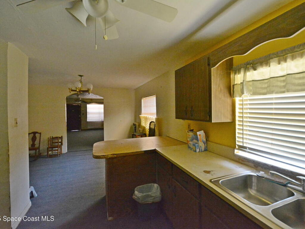 600 Burr Street, Melbourne, FL 32901