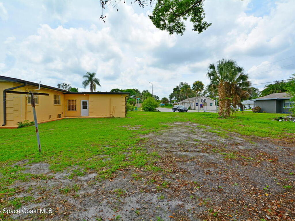 600 Burr Street, Melbourne, FL 32901