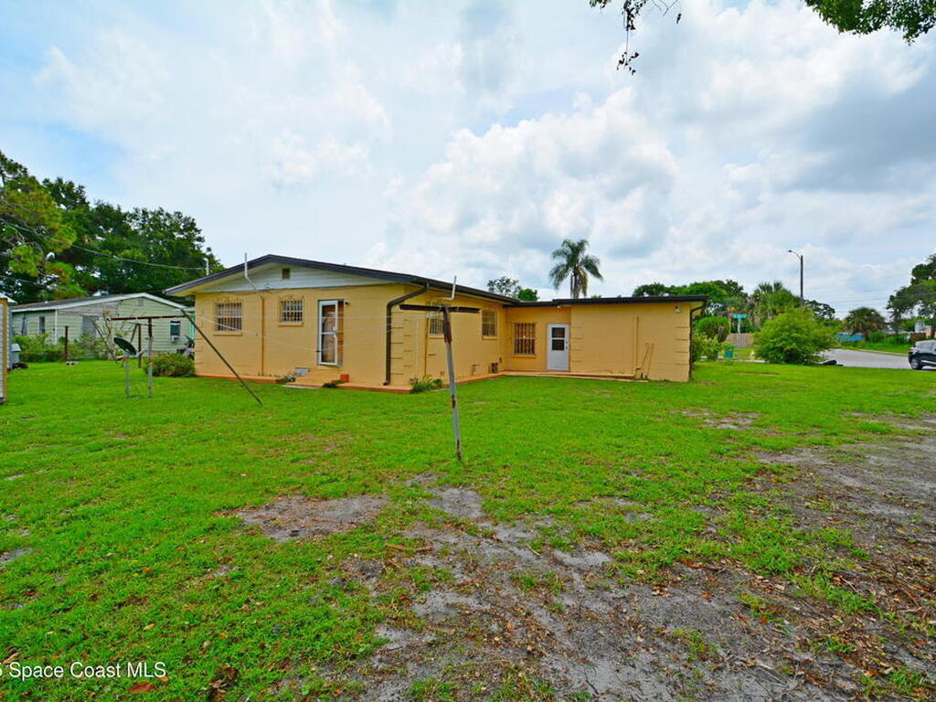 600 Burr Street, Melbourne, FL 32901