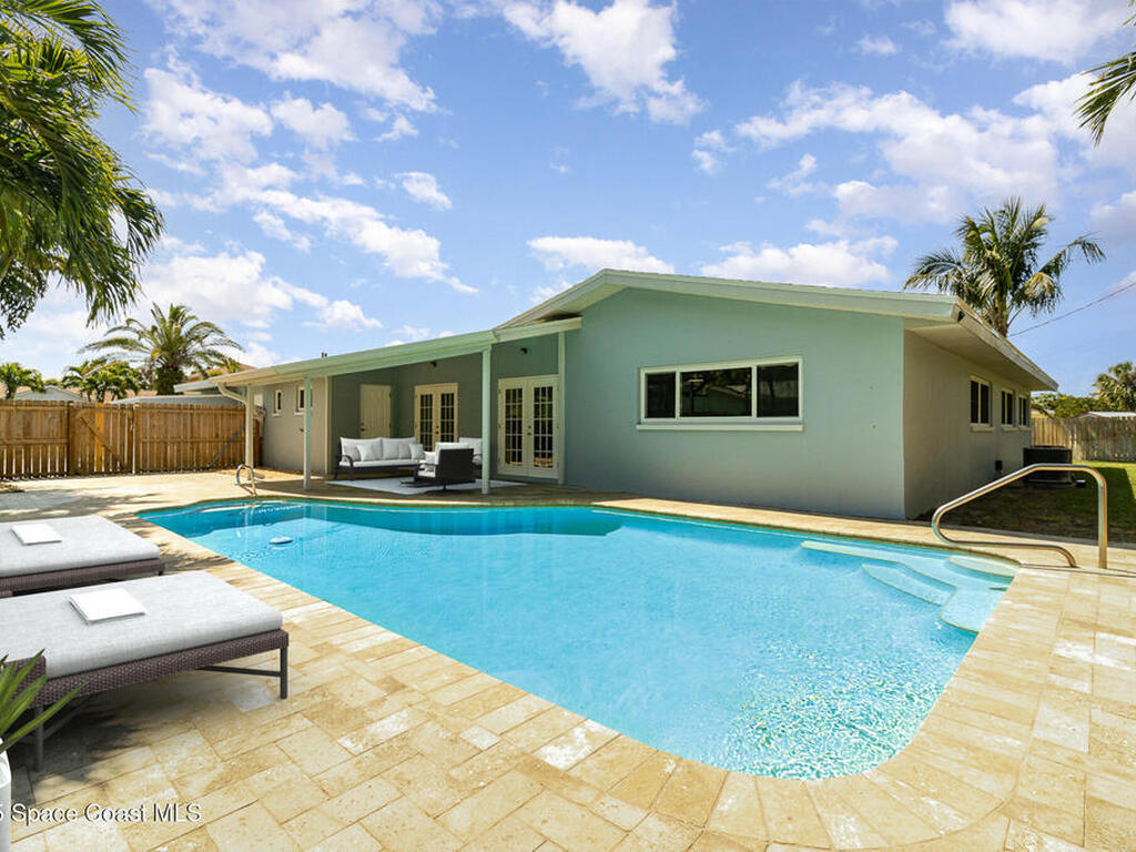 402 Coral Avenue, Melbourne Beach, FL 32951