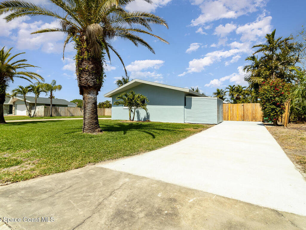 402 Coral Avenue, Melbourne Beach, FL 32951