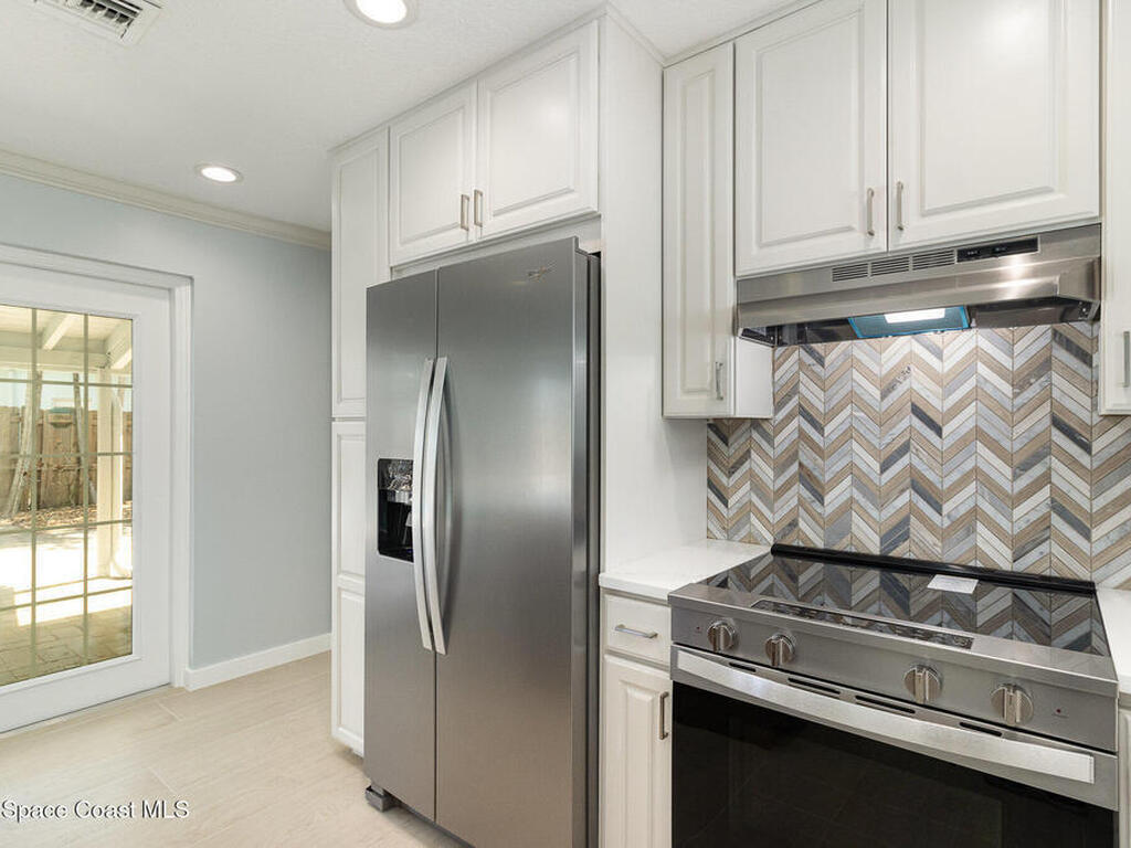 402 Coral Avenue, Melbourne Beach, FL 32951