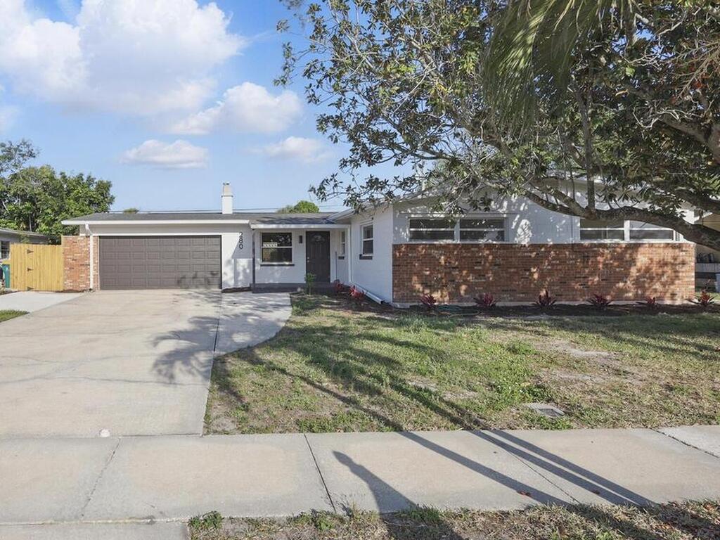 280 Antigua Drive, Merritt Island, FL 32952
