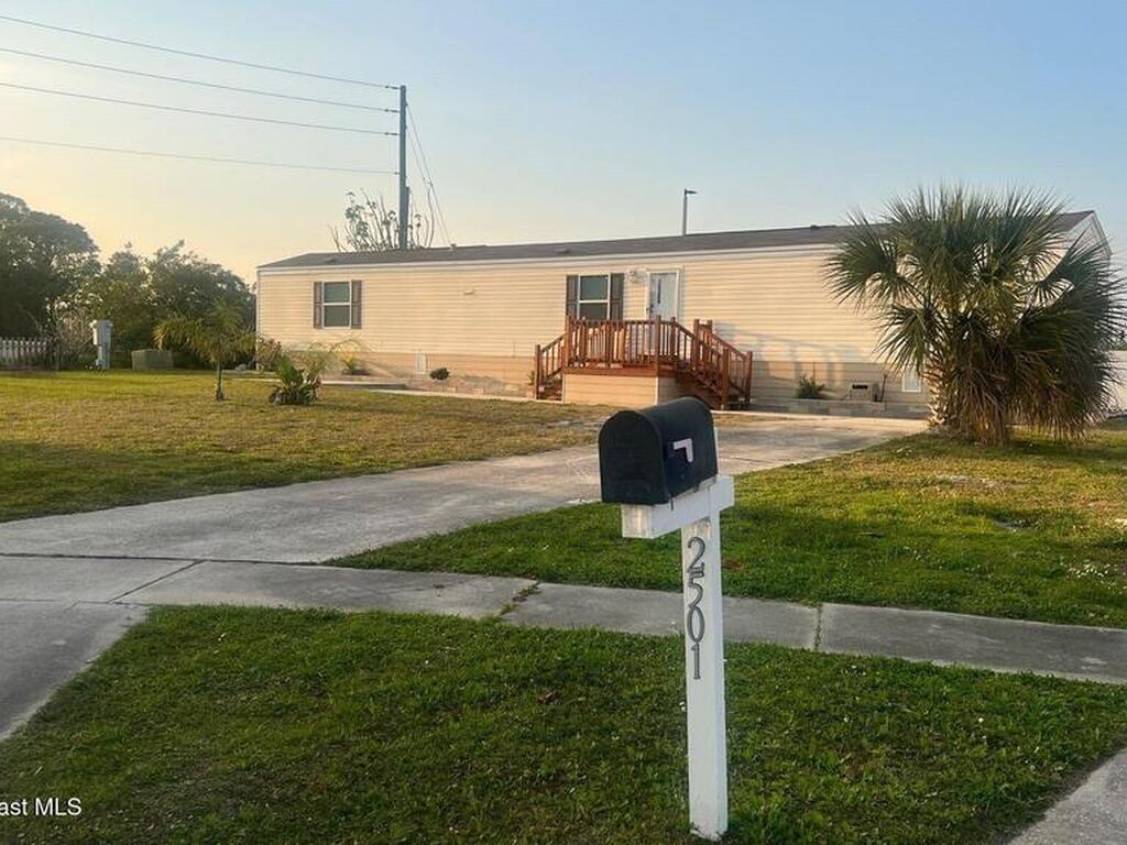 2501 Amberly Road, Palm Bay, FL 32905