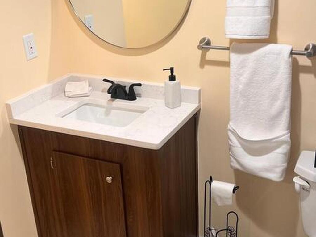 2501 Amberly Road, Palm Bay, FL 32905