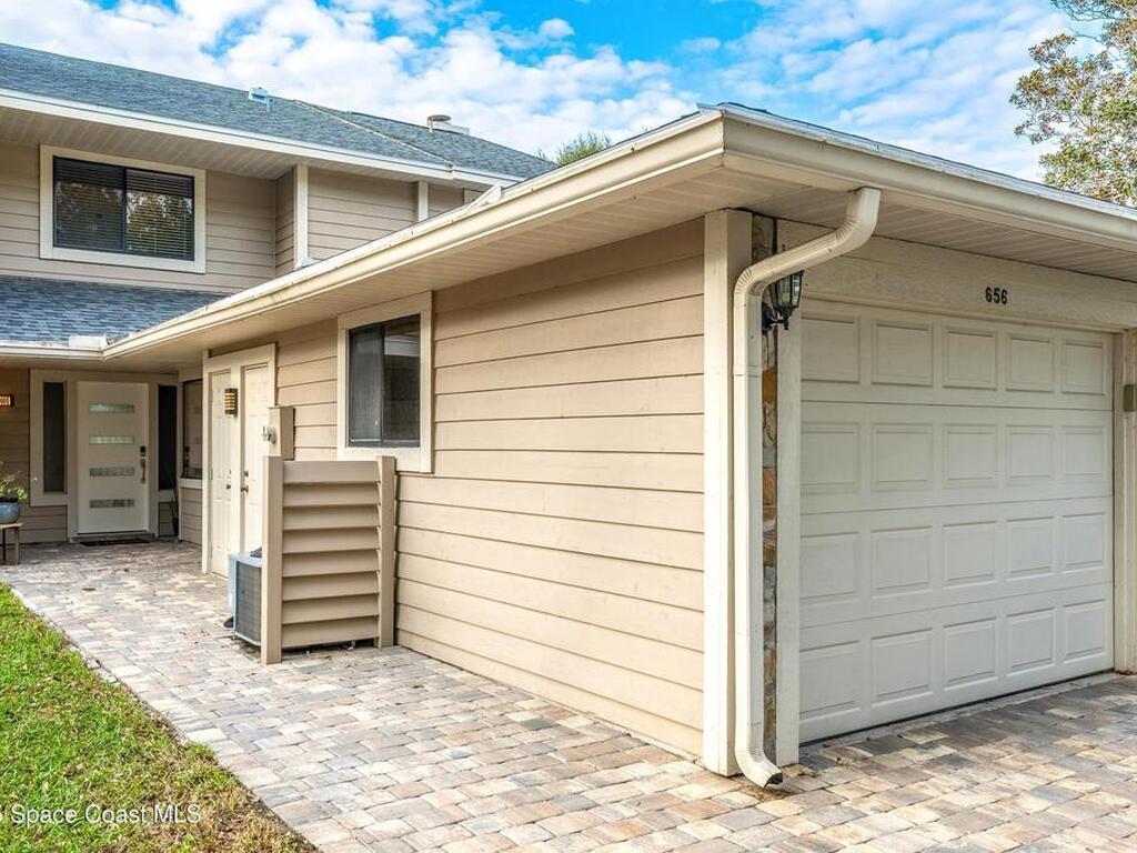 656 Jubilee Street, Melbourne, FL 32940