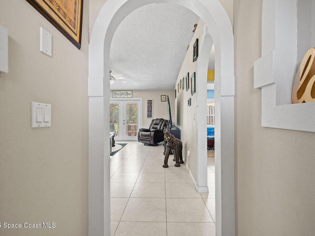 2977 Sebastian Lane, Melbourne, FL 32935