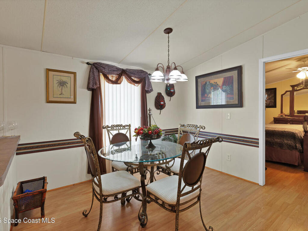 164 S Elm Street, Fellsmere, FL 32948