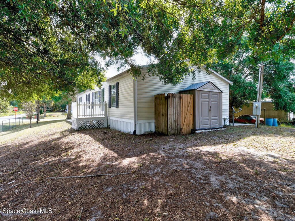 164 S Elm Street, Fellsmere, FL 32948