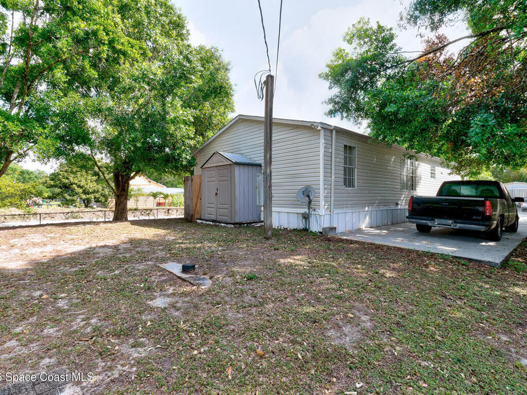164 S Elm Street, Fellsmere, FL 32948