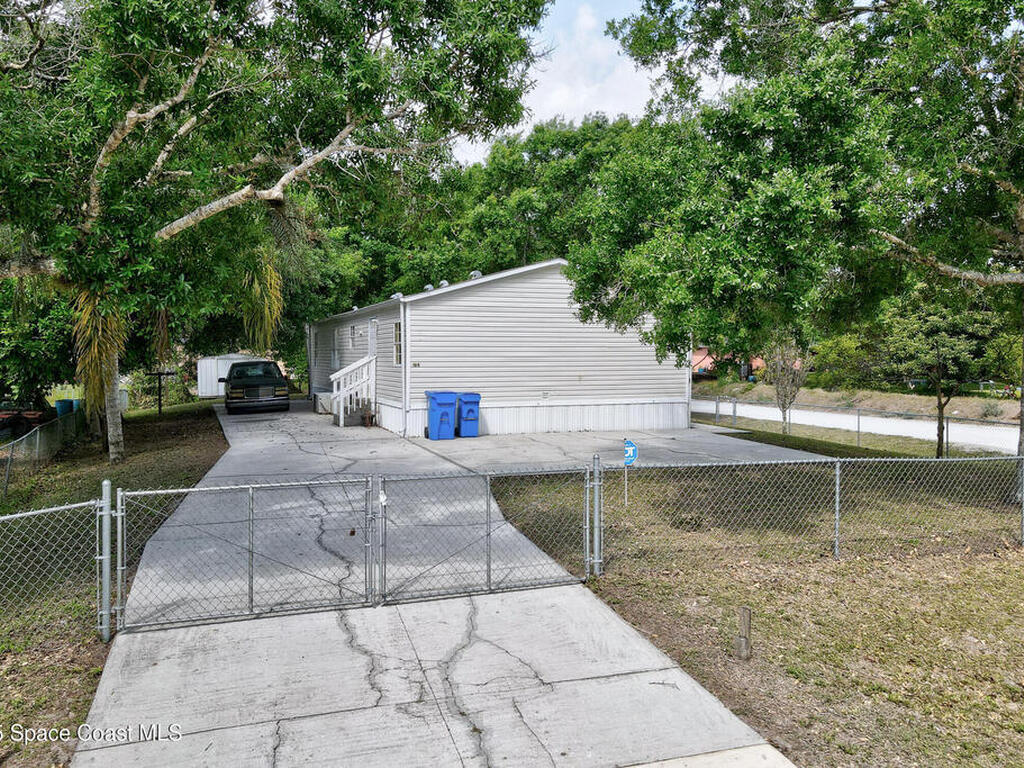 164 S Elm Street, Fellsmere, FL 32948