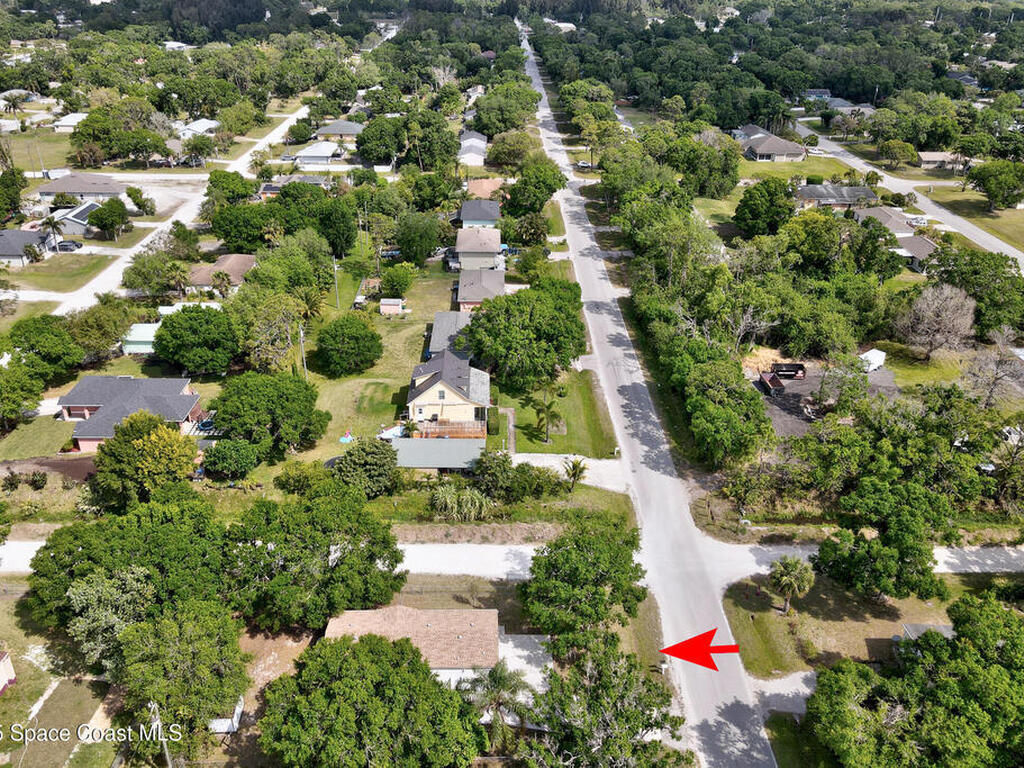 164 S Elm Street, Fellsmere, FL 32948