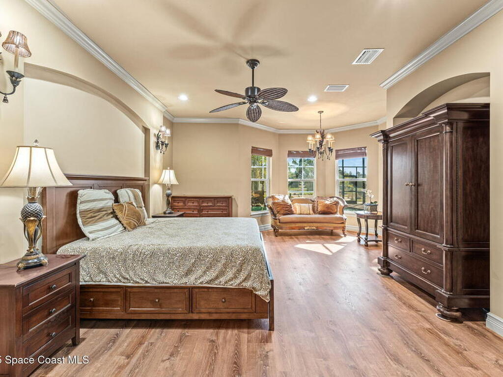 5137 Royal Paddock Way, Merritt Island, FL 32953