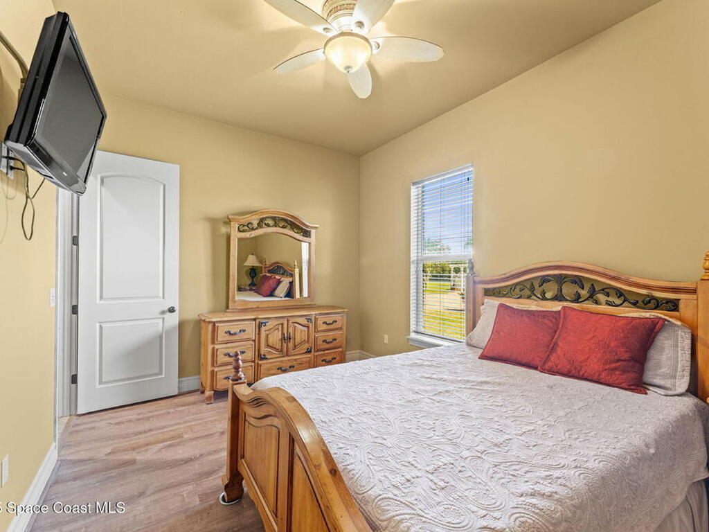 5137 Royal Paddock Way, Merritt Island, FL 32953