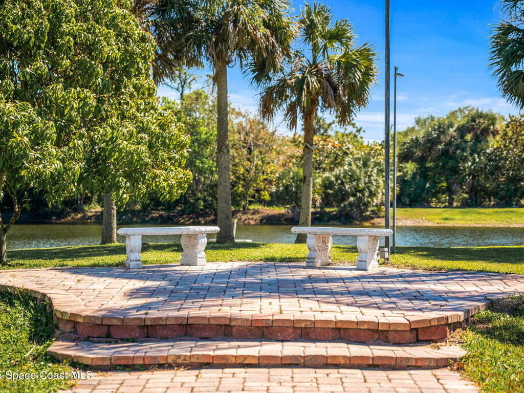 5137 Royal Paddock Way, Merritt Island, FL 32953